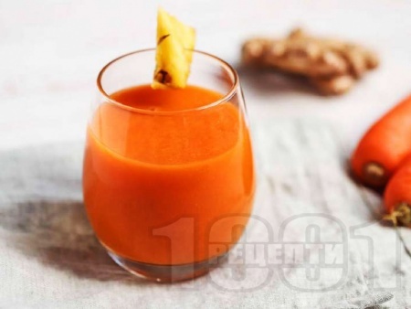 Тропическо смути с моркови, манго и ананас - снимка на рецептата